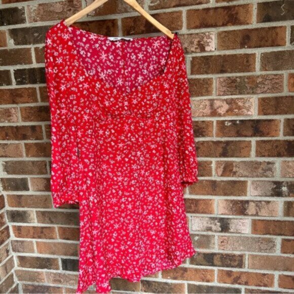 Zara Red & White Floral Mini Dress Sz M - Picture 2 of 8